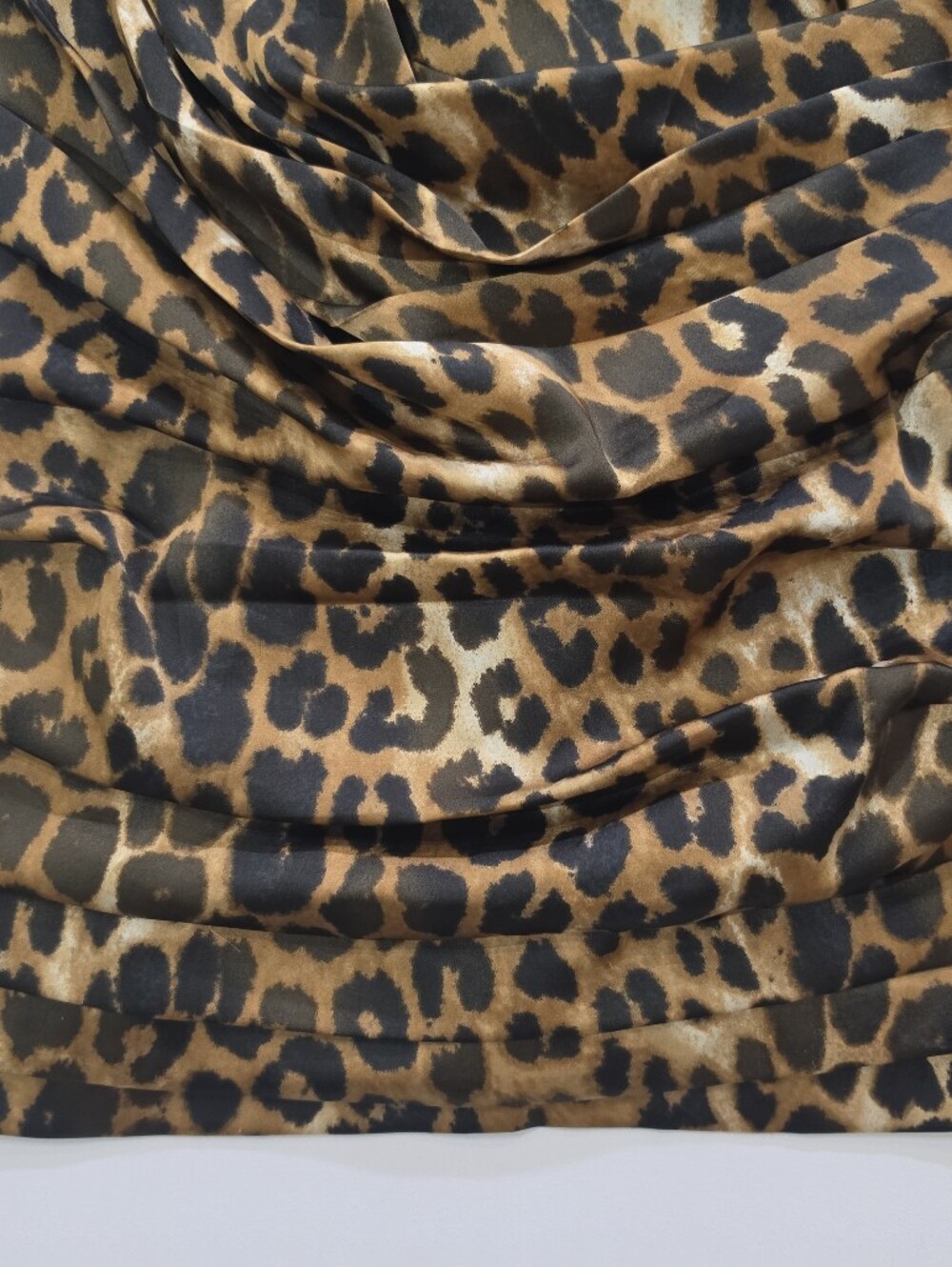 Express Sleeveless Cheetah Print Blouse Womens Sz Medium Tan Black Drape Front - Picture 3 of 6